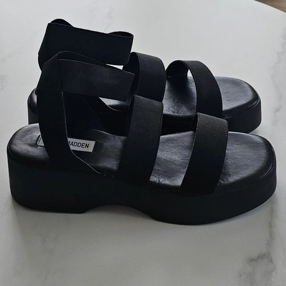 Steve Madden Platform Elastic stretch strap sandals - Picture 3 of 5